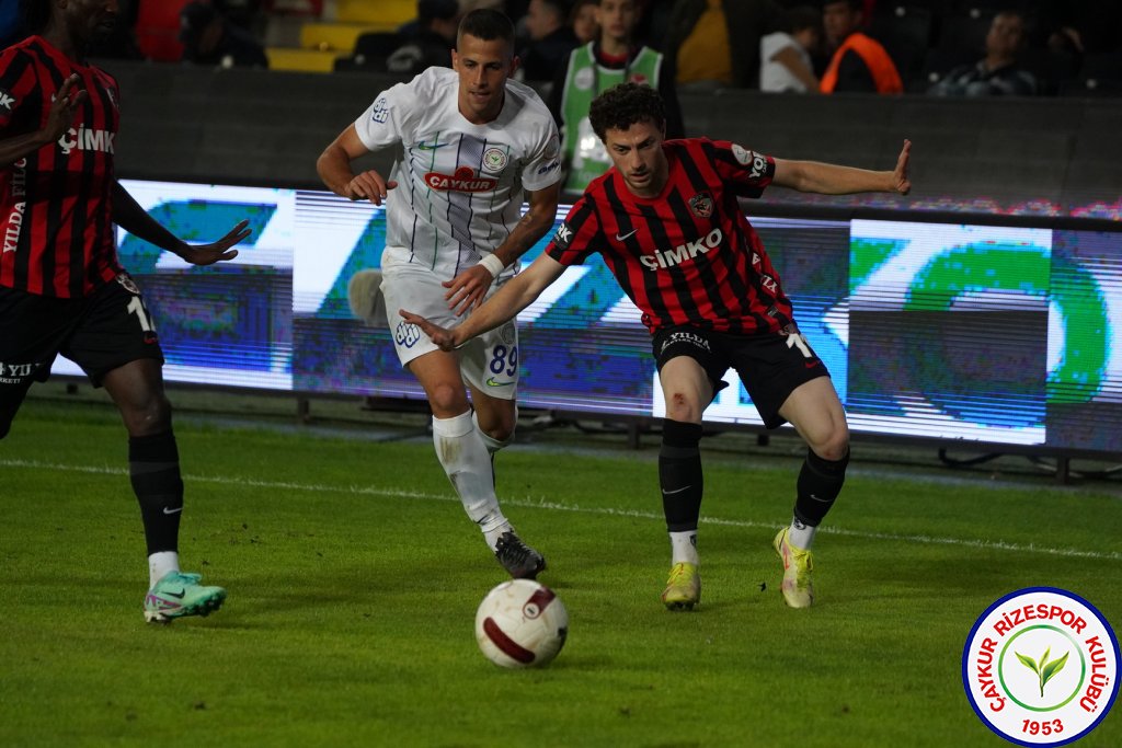 GAZİANTEP FUTBOL KULÜBÜ A.Ş. 2 - 0 ÇAYKUR RİZESPOR A.Ş.