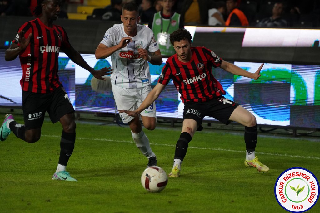 GAZİANTEP FUTBOL KULÜBÜ A.Ş. 2 - 0 ÇAYKUR RİZESPOR A.Ş.