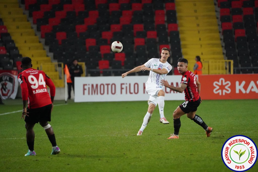 GAZİANTEP FUTBOL KULÜBÜ A.Ş. 2 - 0 ÇAYKUR RİZESPOR A.Ş.