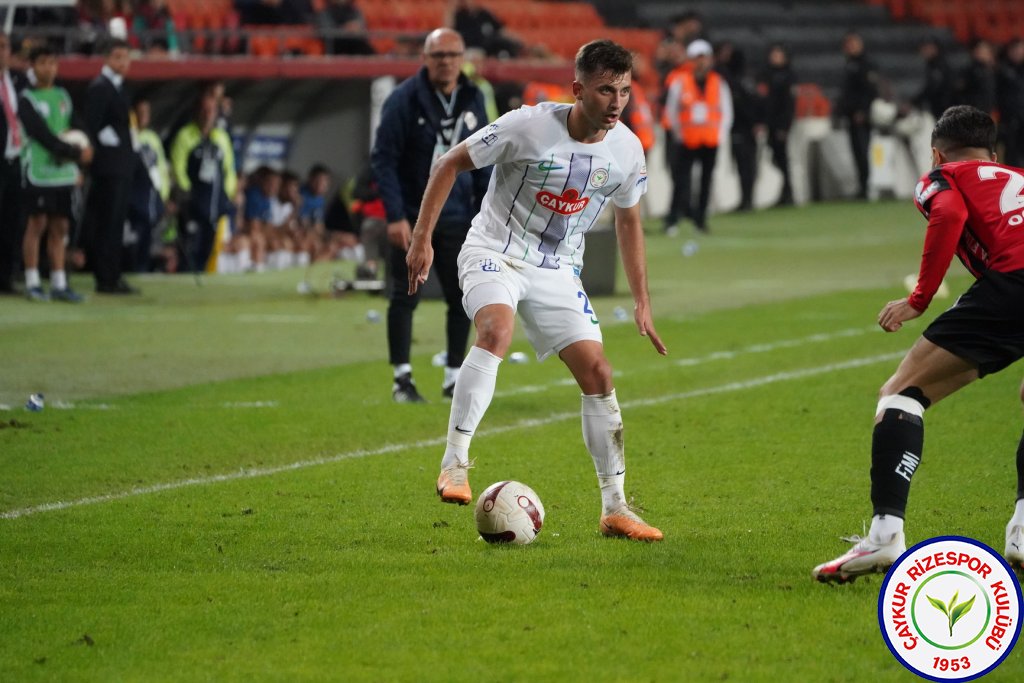 GAZİANTEP FUTBOL KULÜBÜ A.Ş. 2 - 0 ÇAYKUR RİZESPOR A.Ş.