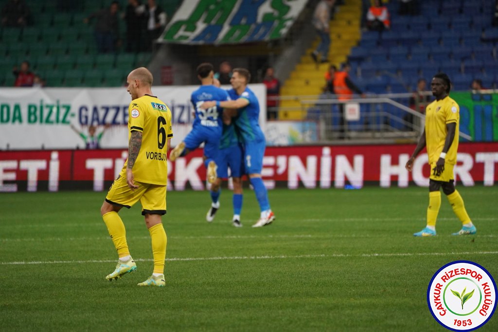 ÇAYKUR RİZESPOR A.Ş. 1-1 İSTANBULSPOR A.Ş.