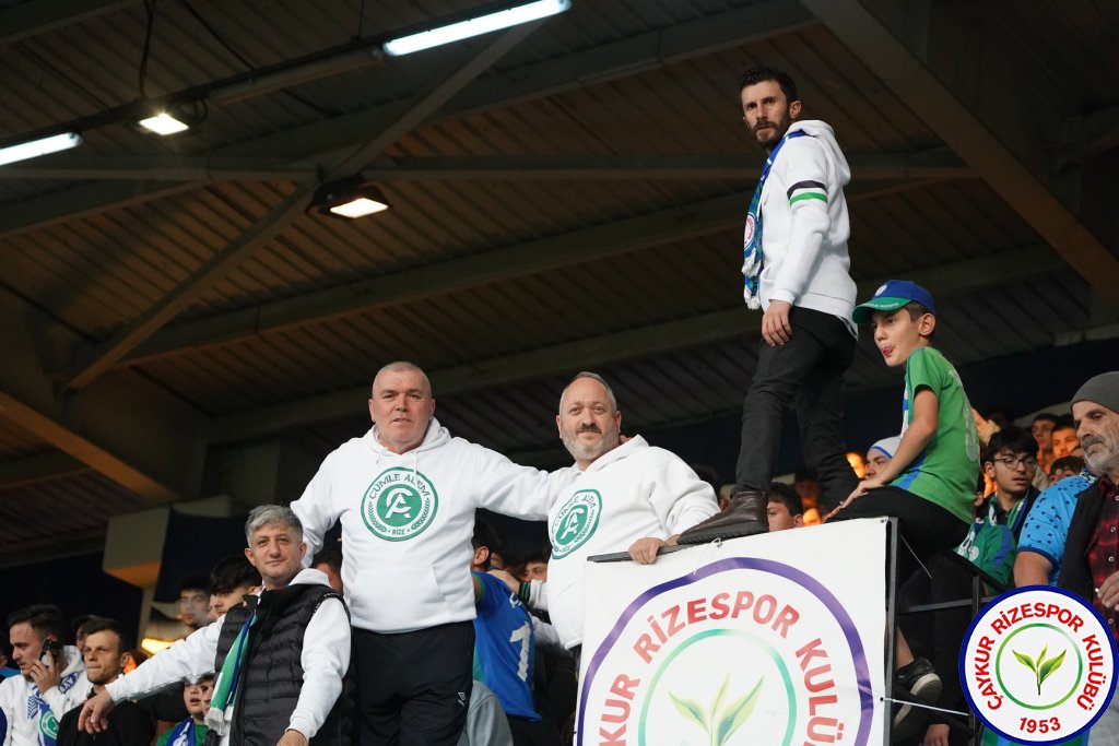 ÇAYKUR RİZESPOR 3 - 2 RAMS BAŞAKŞEHİR FUTBOL KULÜBÜ