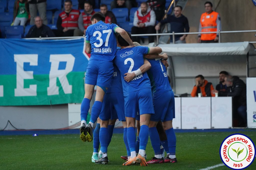 ÇAYKUR RİZESPOR 3 - 2 RAMS BAŞAKŞEHİR FUTBOL KULÜBÜ