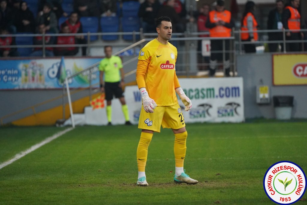 ÇAYKUR RİZESPOR 3 - 2 RAMS BAŞAKŞEHİR FUTBOL KULÜBÜ