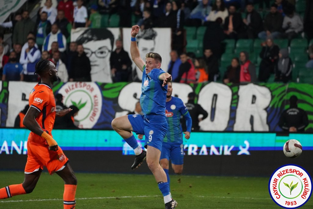 ÇAYKUR RİZESPOR 3 - 2 RAMS BAŞAKŞEHİR FUTBOL KULÜBÜ