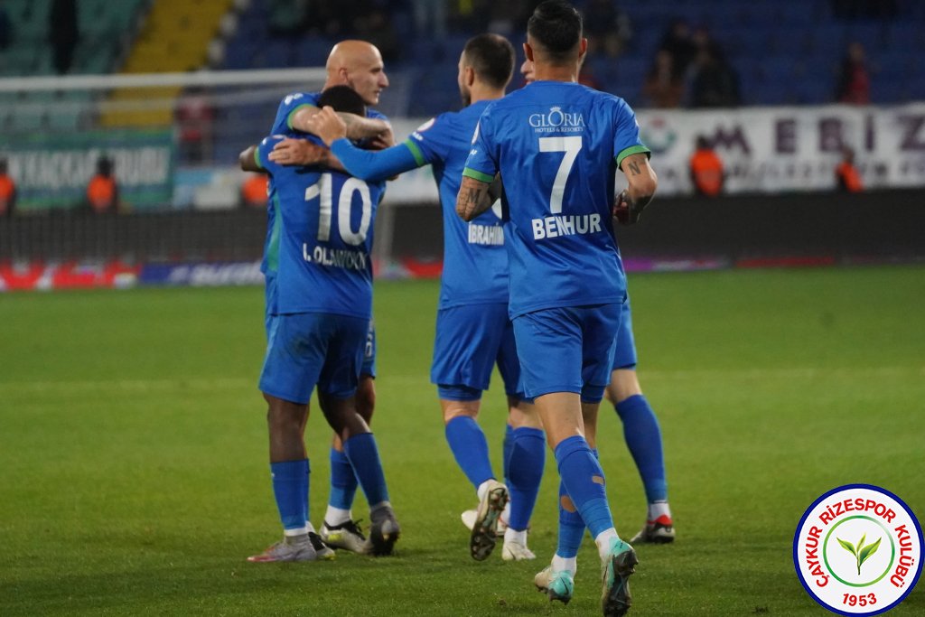 ÇAYKUR RİZESPOR 3 - 2 RAMS BAŞAKŞEHİR FUTBOL KULÜBÜ