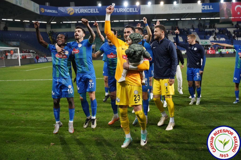 ÇAYKUR RİZESPOR 3 - 2 RAMS BAŞAKŞEHİR FUTBOL KULÜBÜ