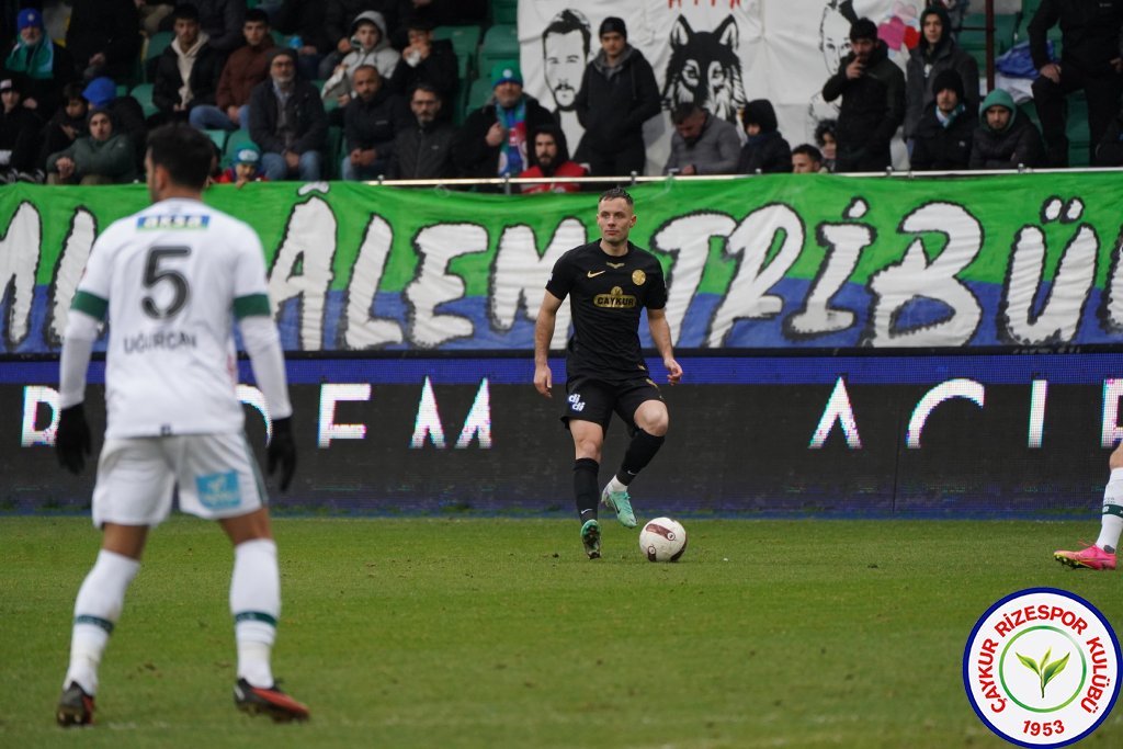 ÇAYKUR RİZESPOR A.Ş. 0 - 0 TÜMOSAN KONYASPOR