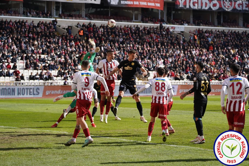 EMS YAPI SİVASSPOR 1 - 0 ÇAYKUR RİZESPOR