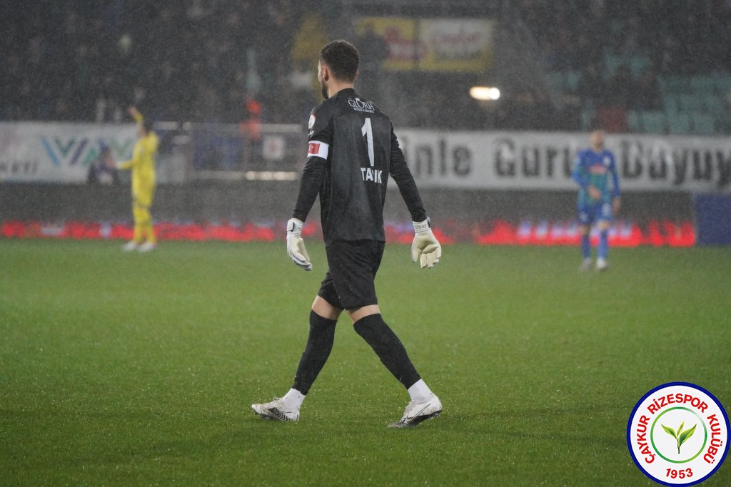 ÇAYKUR RİZESPOR A.Ş. 1 - 3 FENERBAHÇE A.Ş.