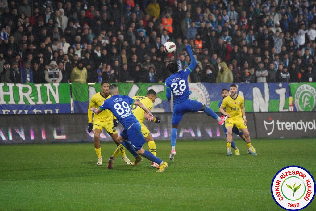 ÇAYKUR RİZESPOR A.Ş. 1 - 3 FENERBAHÇE A.Ş.