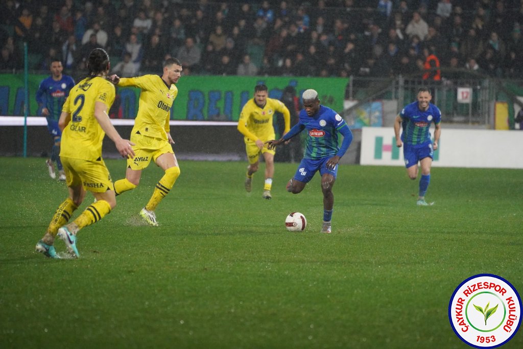 ÇAYKUR RİZESPOR A.Ş. 1 - 3 FENERBAHÇE A.Ş.
