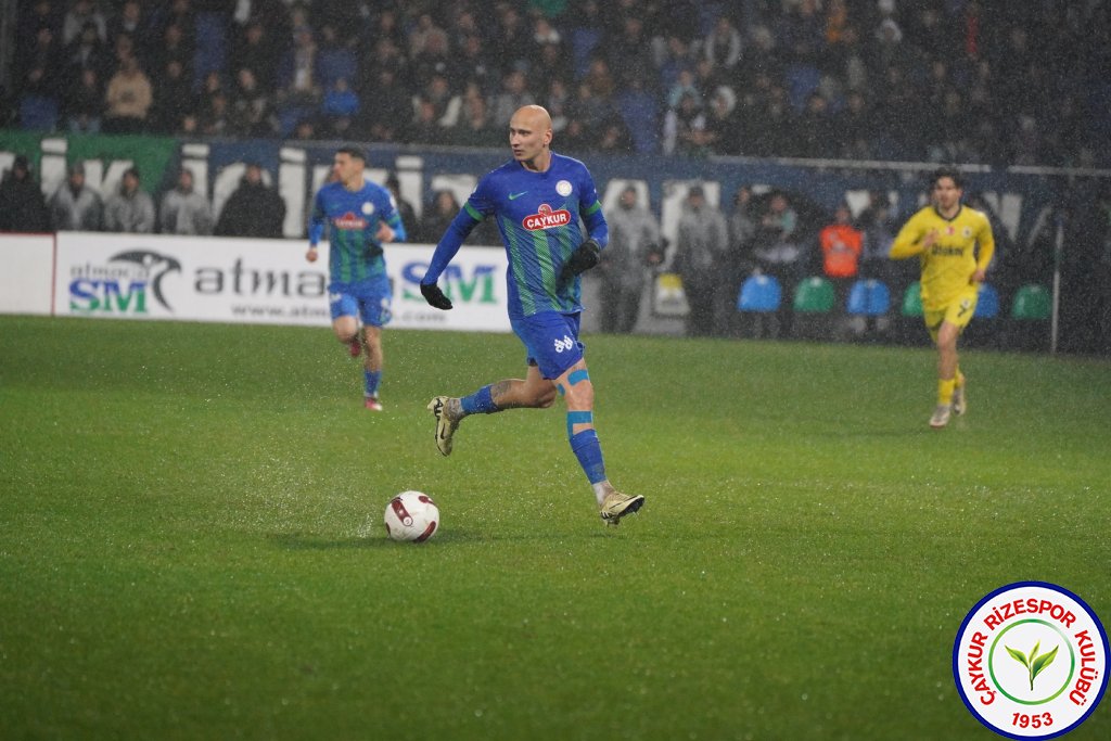 ÇAYKUR RİZESPOR A.Ş. 1 - 3 FENERBAHÇE A.Ş.