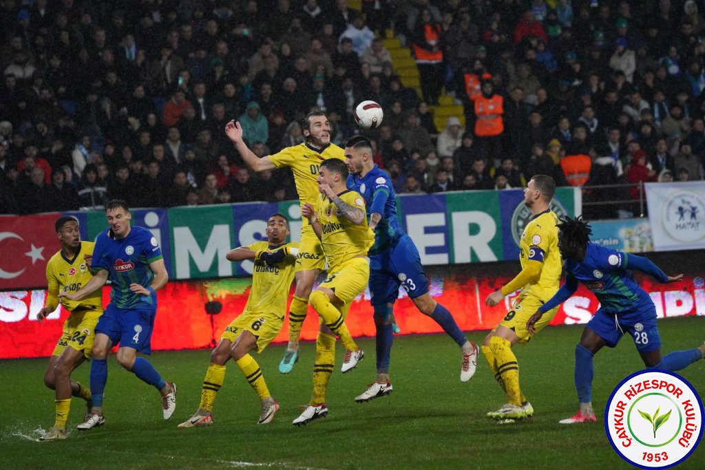 ÇAYKUR RİZESPOR A.Ş. 1 - 3 FENERBAHÇE A.Ş.