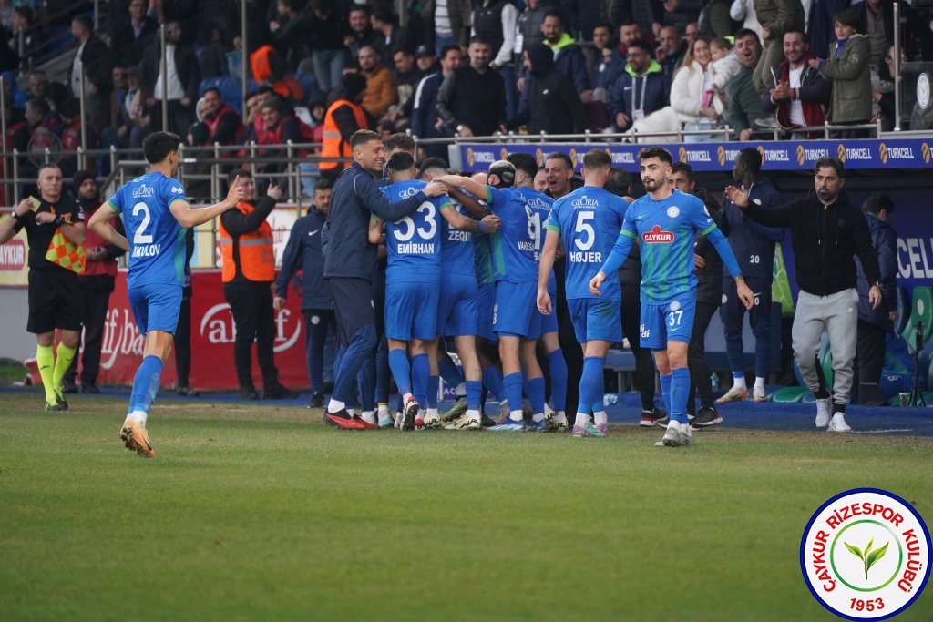 ÇAYKUR RİZESPOR A.Ş. 3 - 0 MONDİHOME KAYSERİSPOR