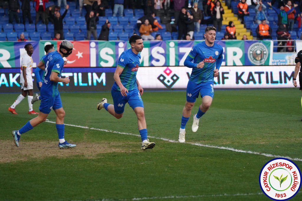 ÇAYKUR RİZESPOR A.Ş. 3 - 0 MONDİHOME KAYSERİSPOR