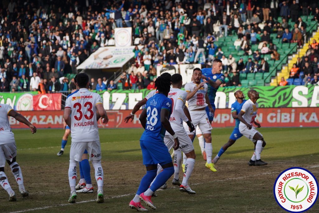 ÇAYKUR RİZESPOR A.Ş. 3 - 0 MONDİHOME KAYSERİSPOR