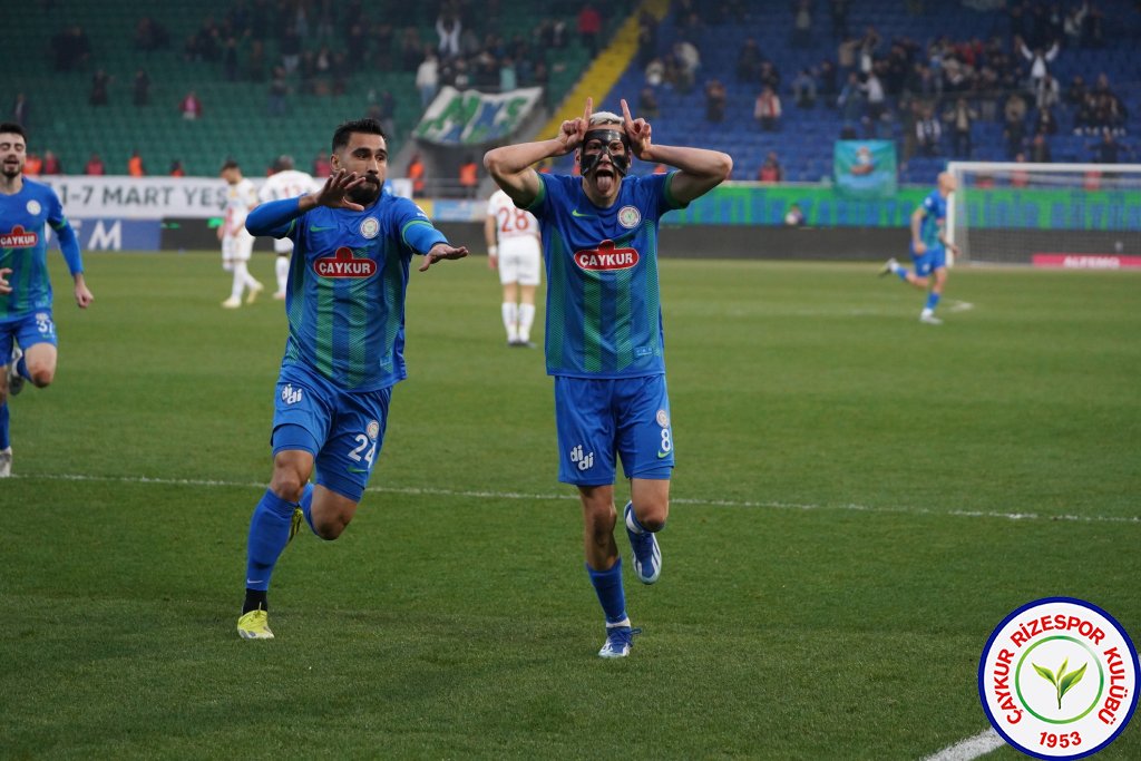 ÇAYKUR RİZESPOR A.Ş. 3 - 0 MONDİHOME KAYSERİSPOR