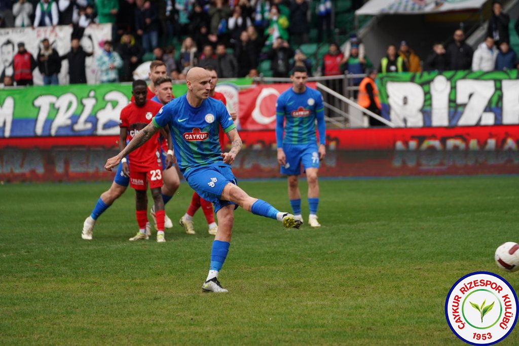 ÇAYKUR RİZESPOR 3 - 1 GAZİANTEP FK