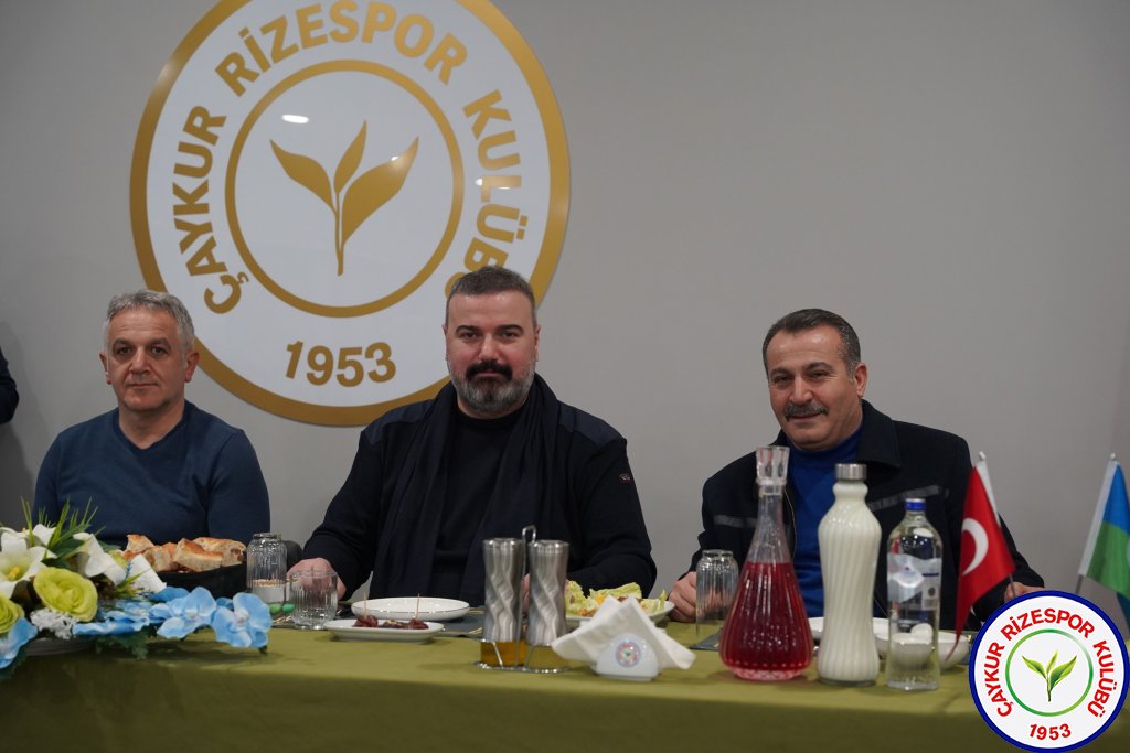 Rizespor Ailesi iftar yemeğinde buluştu