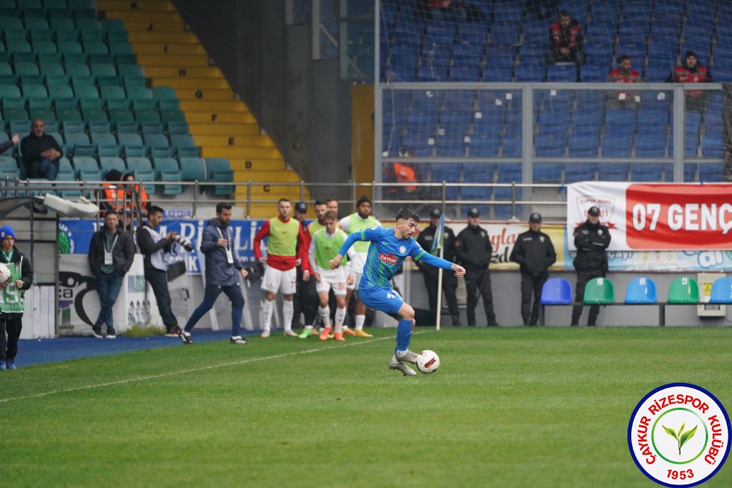 ÇAYKUR RİZESPOR A.Ş. 3 - 0 BITEXEN ANTALYASPOR