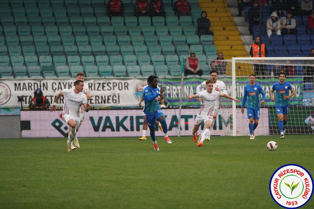 ÇAYKUR RİZESPOR A.Ş. 3 - 0 BITEXEN ANTALYASPOR