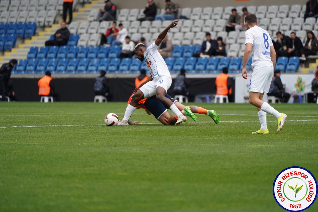 RAMS BAŞAKŞEHİR FUTBOL KULÜBÜ 2 - 0 ÇAYKUR RİZESPOR A.Ş.