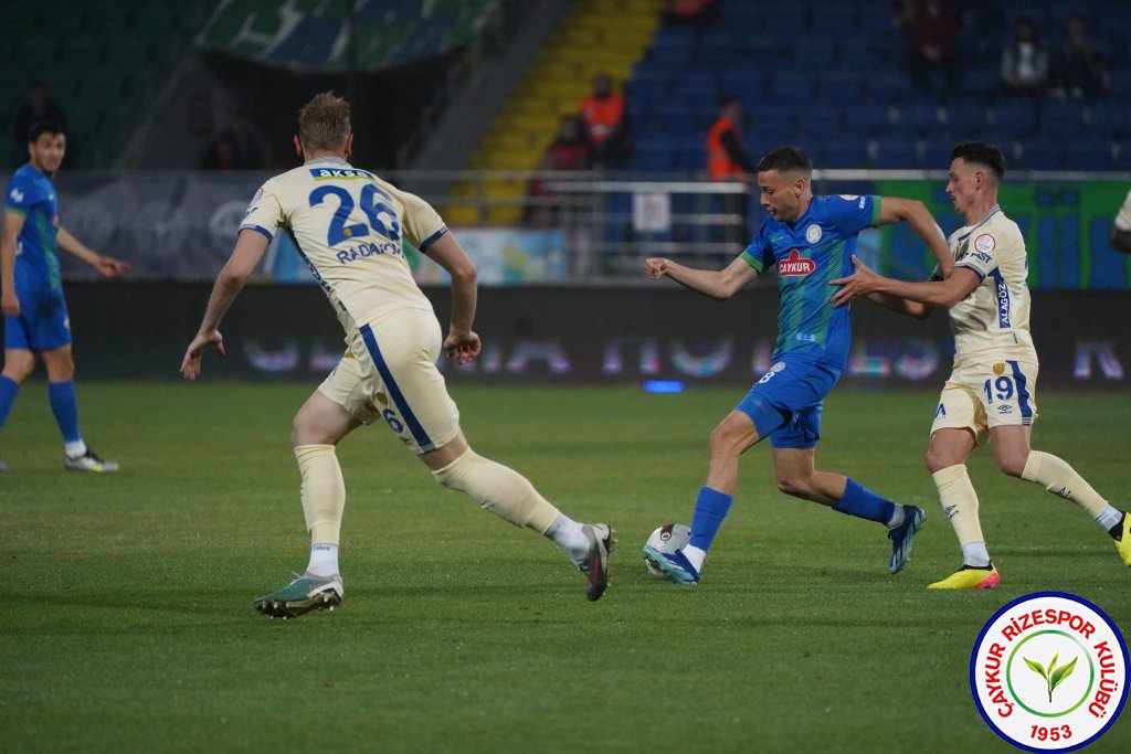 ÇAYKUR RİZESPOR 2 - 2 MKE ANKARAGÜCÜ