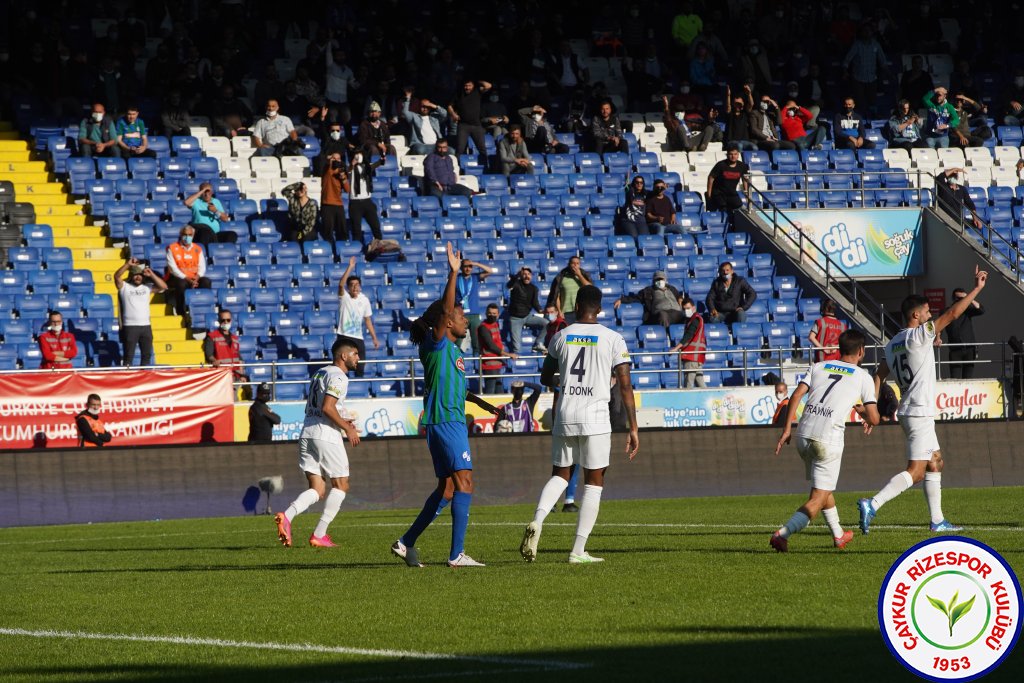 Çaykur Rizespor 2:1 Kasımpaşa