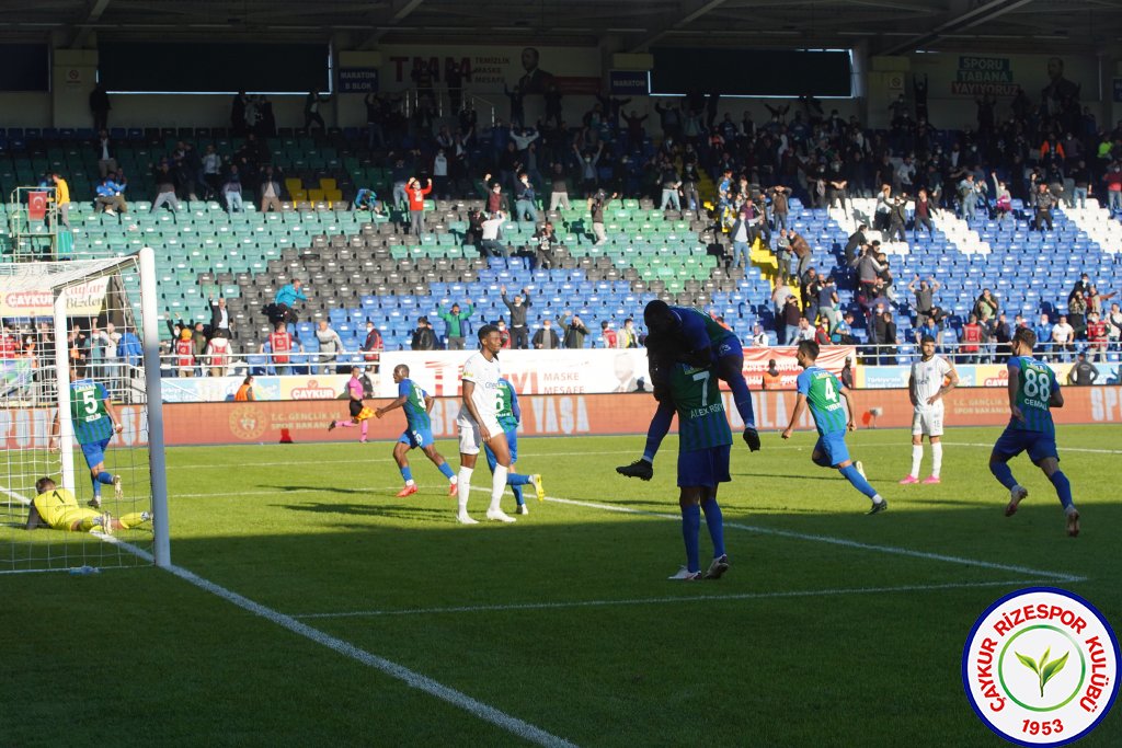 Çaykur Rizespor 2:1 Kasımpaşa