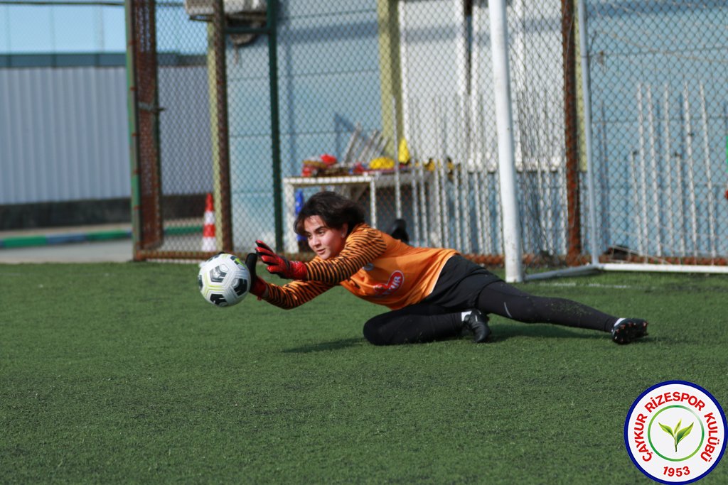 Çaykur Rizespor Kulübü - Rize Yeşilçayspor Kadın Futbol Takımı İş Birliği Devam Ediyor