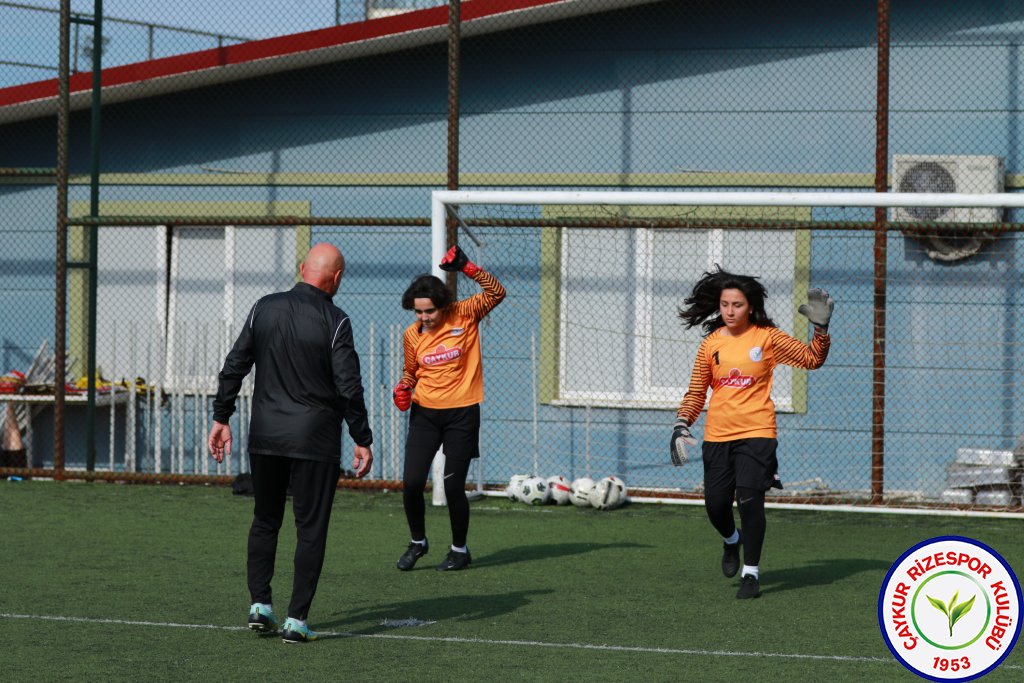 Çaykur Rizespor Kulübü - Rize Yeşilçayspor Kadın Futbol Takımı İş Birliği Devam Ediyor