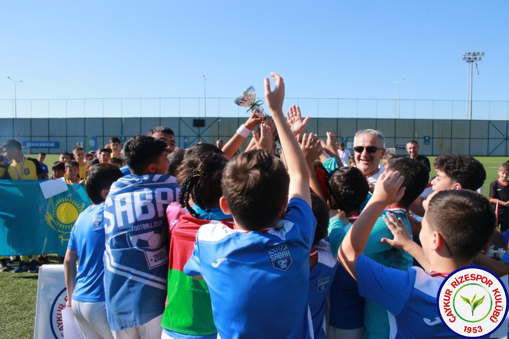 ULUSLARARASI U12 RİZE CUP 2024 KUPA TÖRENİ