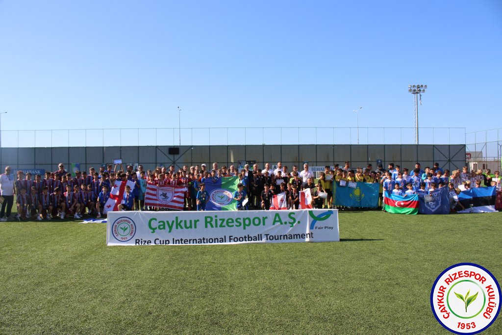 ULUSLARARASI U12 RİZE CUP 2024 KUPA TÖRENİ