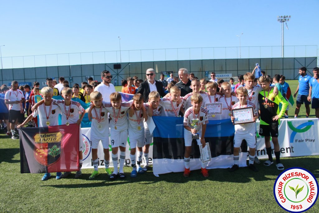 ULUSLARARASI U12 RİZE CUP 2024 KUPA TÖRENİ