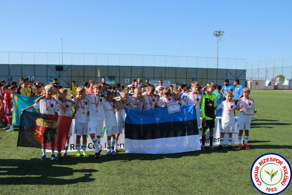 ULUSLARARASI U12 RİZE CUP 2024 KUPA TÖRENİ