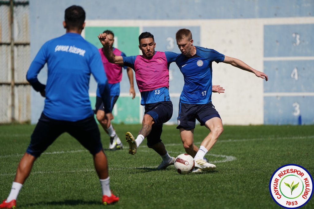 Faye ve Laine kiralık olarak Esenler Erokspor'a transfer oldu