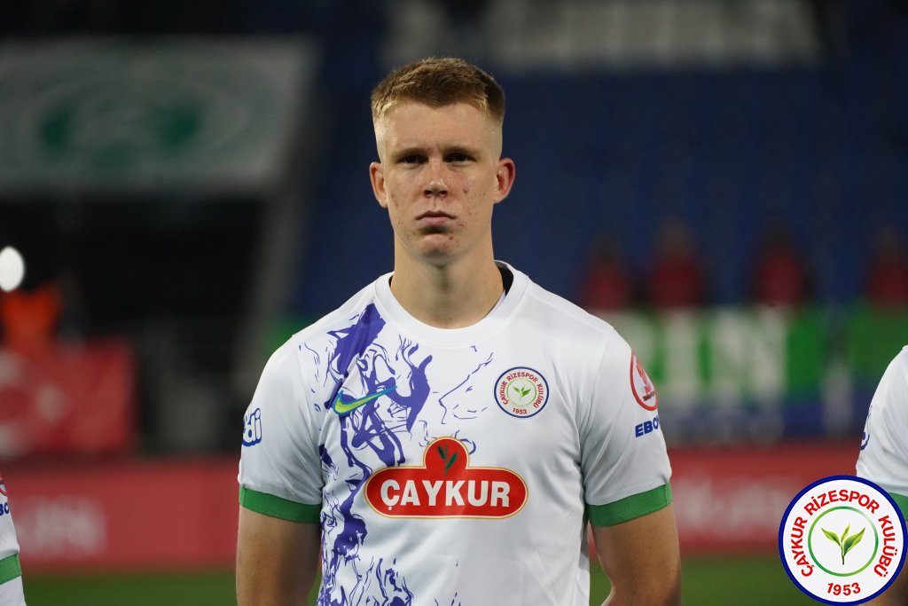 Faye ve Laine kiralık olarak Esenler Erokspor'a transfer oldu