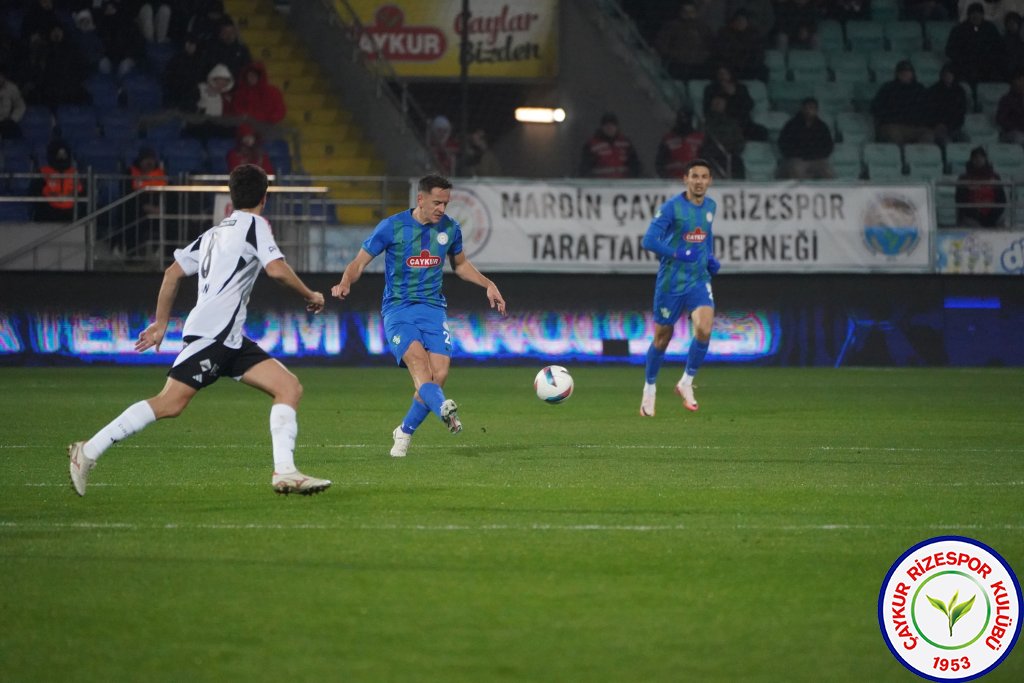 ÇAYKUR RİZESPOR 1 - 1 BEŞİKTAŞ