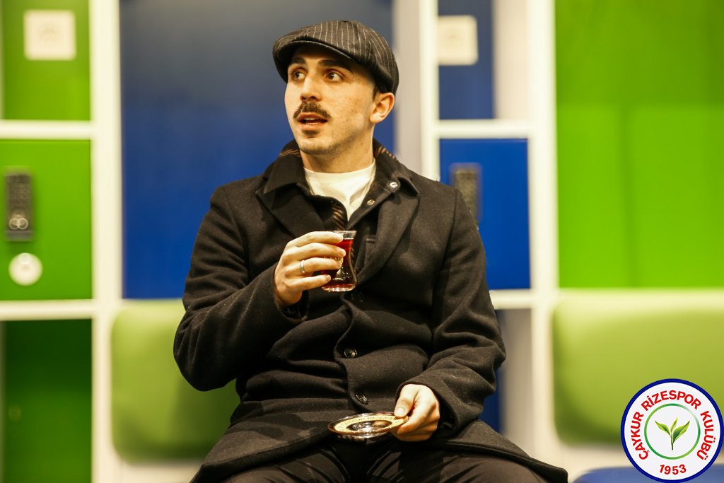 HOŞ GELDİN ABDÜLKADİR ÖMÜR