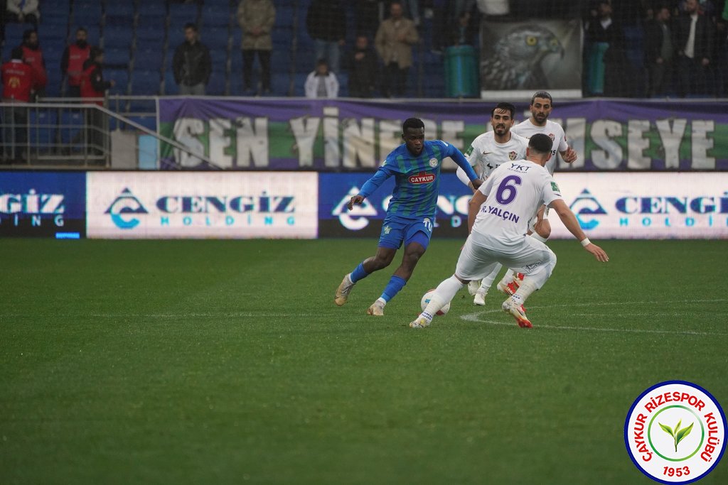 ÇAYKUR RİZESPOR 1 - 0 İKAS EYÜPSPOR