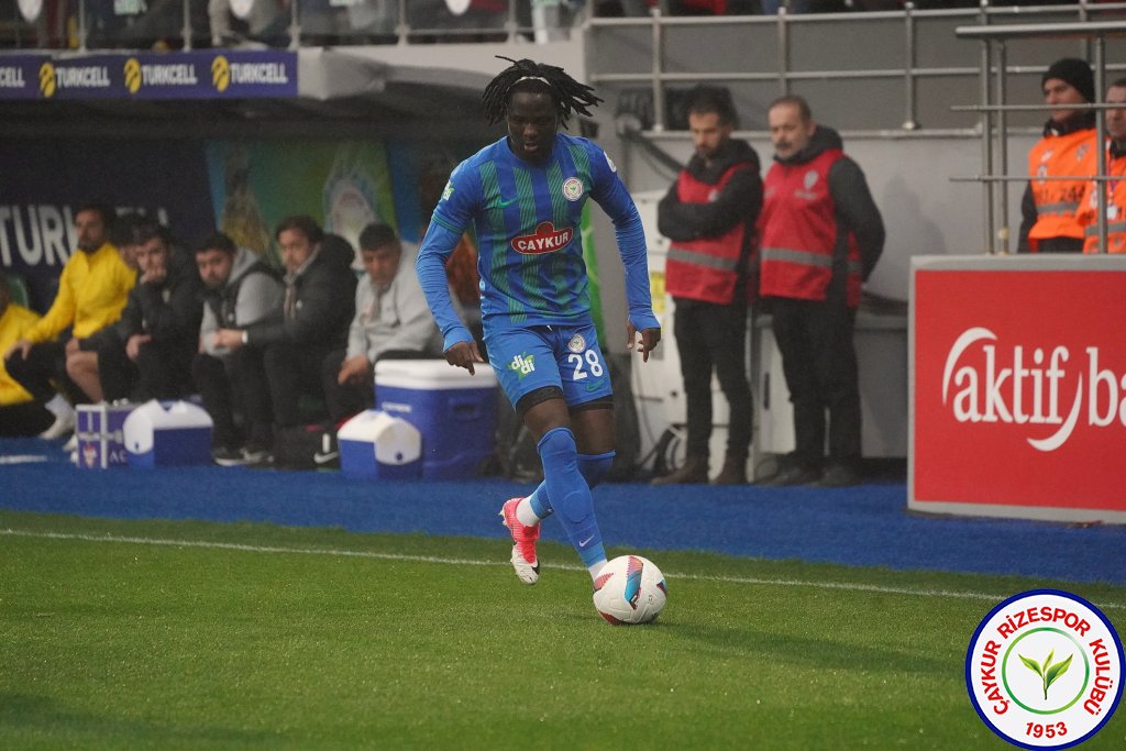 ÇAYKUR RİZESPOR 1 - 0 İKAS EYÜPSPOR