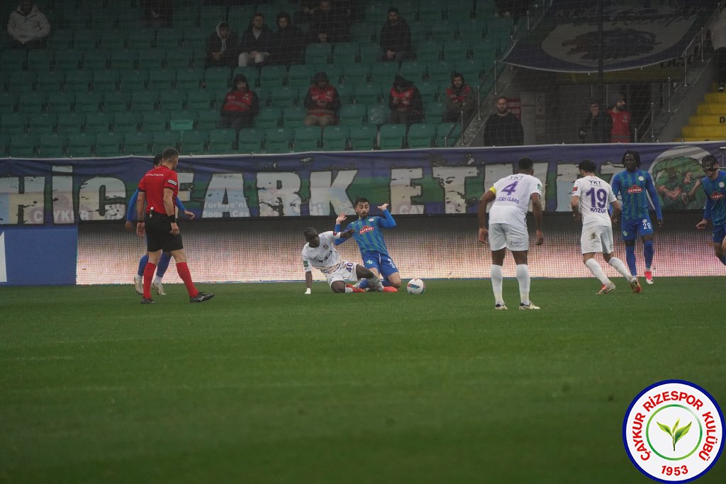ÇAYKUR RİZESPOR 1 - 0 İKAS EYÜPSPOR