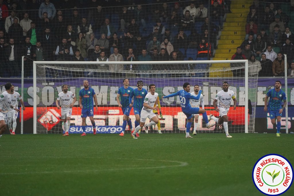 ÇAYKUR RİZESPOR 1 - 0 İKAS EYÜPSPOR