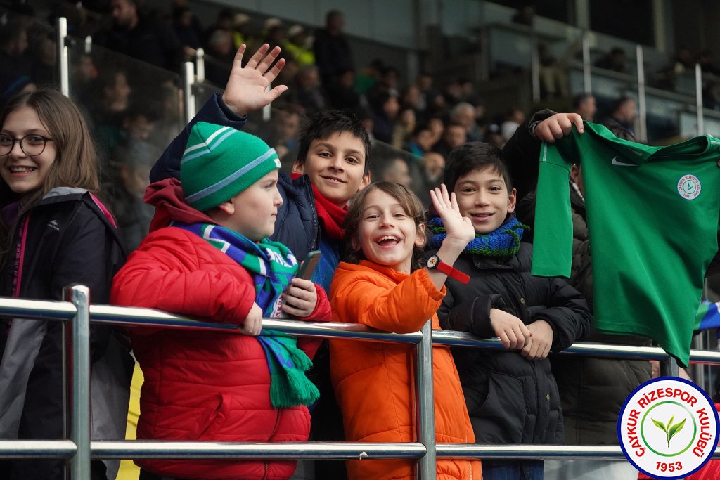ÇAYKUR RİZESPOR 1 - 0 İKAS EYÜPSPOR