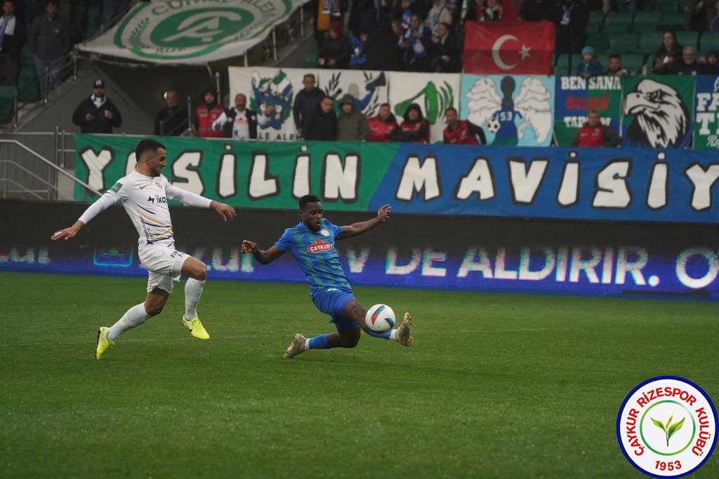 ÇAYKUR RİZESPOR 1 - 0 İKAS EYÜPSPOR
