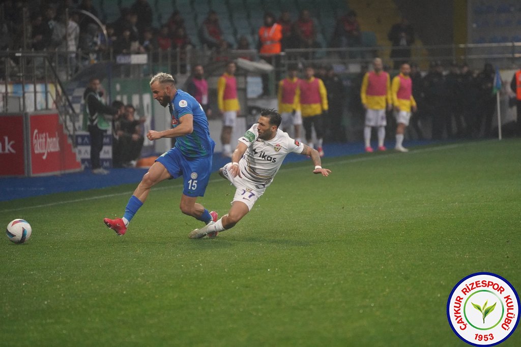 ÇAYKUR RİZESPOR 1 - 0 İKAS EYÜPSPOR