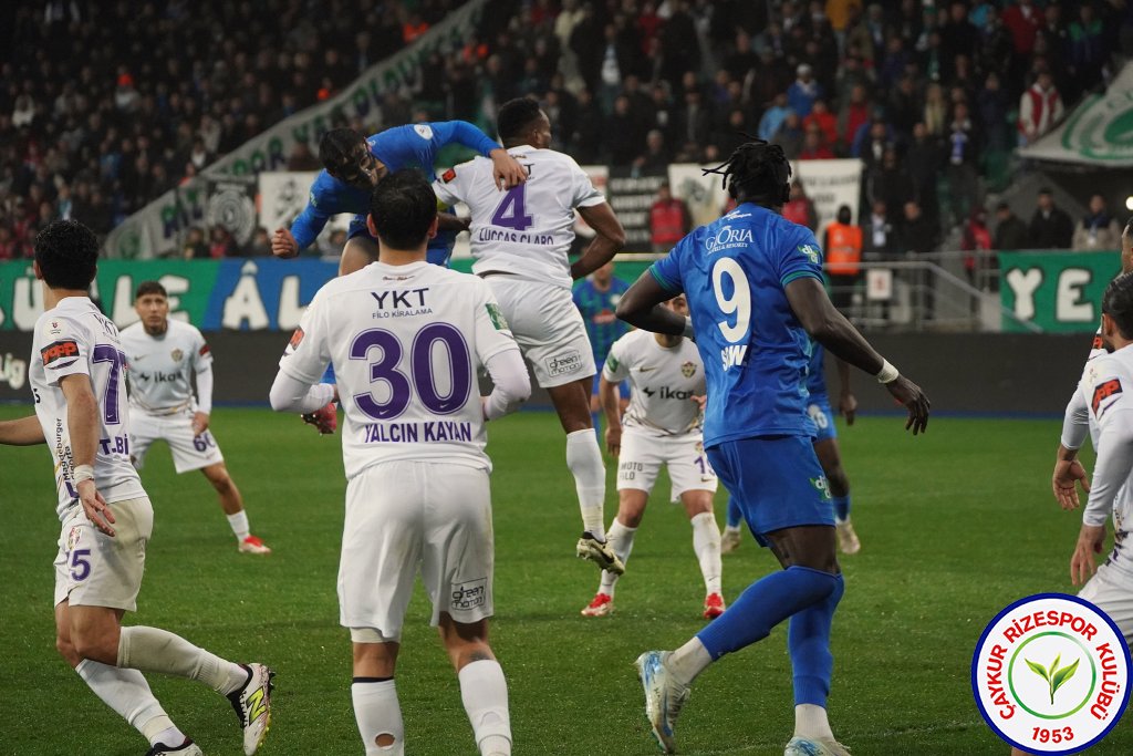 ÇAYKUR RİZESPOR 1 - 0 İKAS EYÜPSPOR