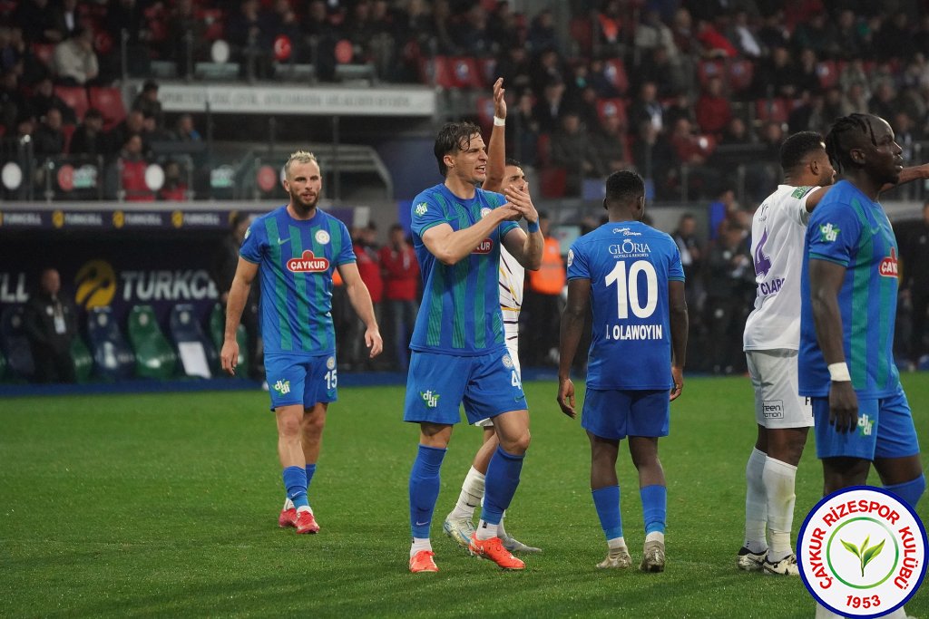 ÇAYKUR RİZESPOR 1 - 0 İKAS EYÜPSPOR