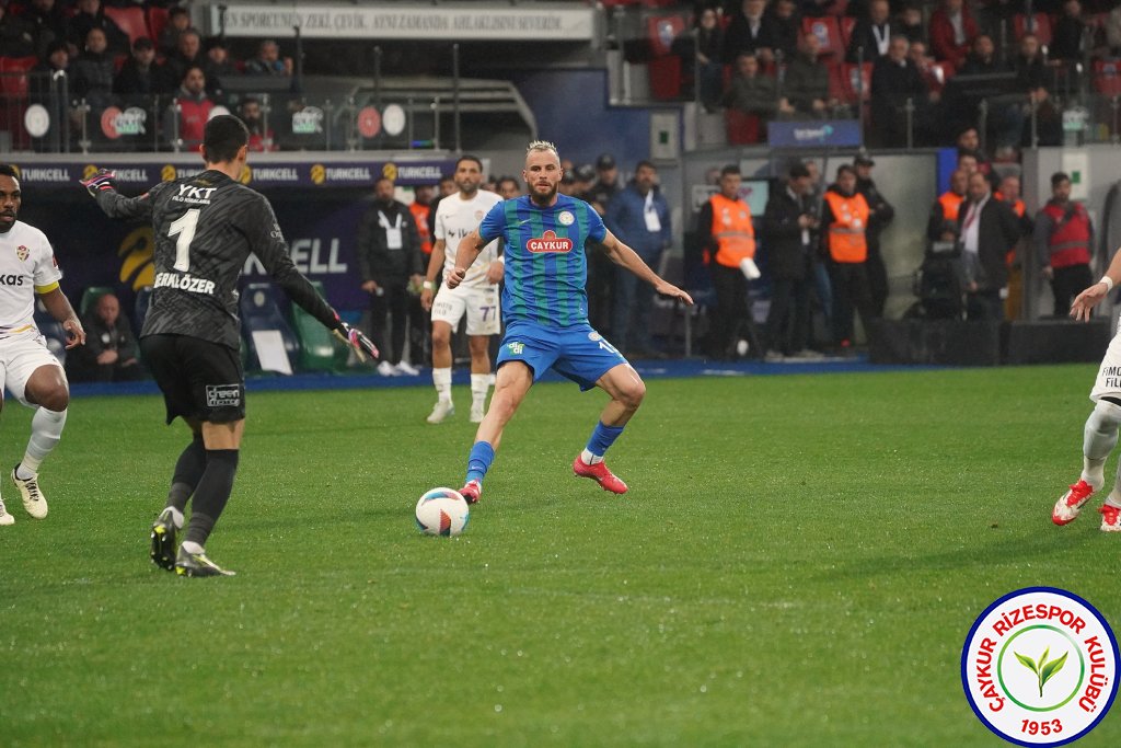 ÇAYKUR RİZESPOR 1 - 0 İKAS EYÜPSPOR